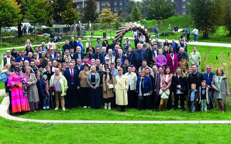 Ensemble, faisons encore progresser notre ville. 